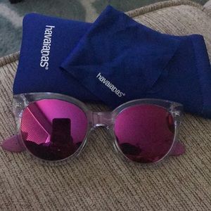 Havaiana Sunglasses brand new with case
